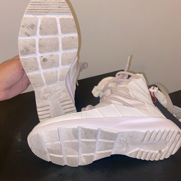 Nike Tanjun High Rise - Picture 4 of 11